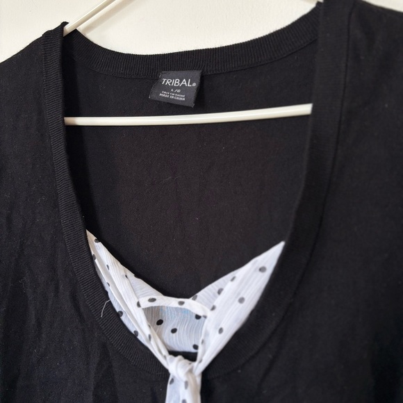 🎉4/30$🎉 Tribal Black & White Tie-Front Blouse – Large 🖤🤍 - Picture 3 of 4